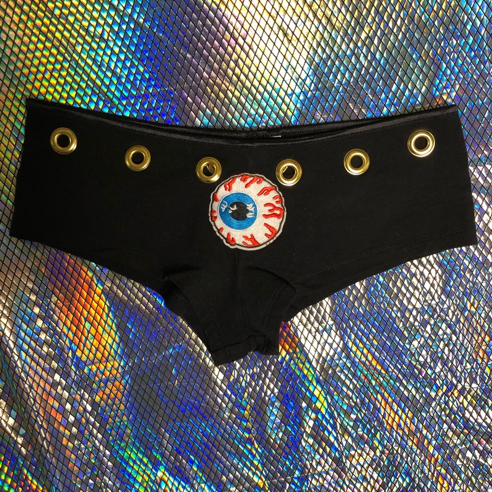 Eye love u booty short undies!